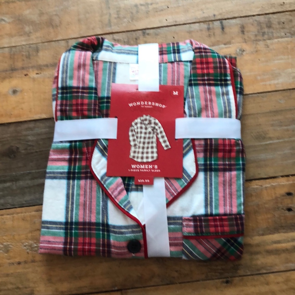 NWT! Pajamas size medium